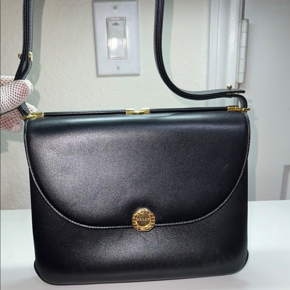 Authentic BALlY Black Leather Shoulder Bag - Picture 1 of 17